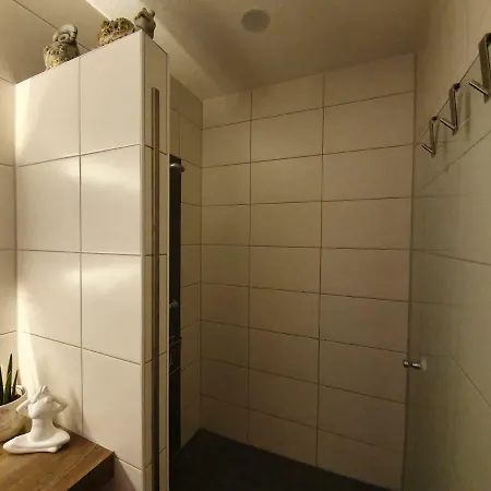 Paul アパート ツィノヴィッツ